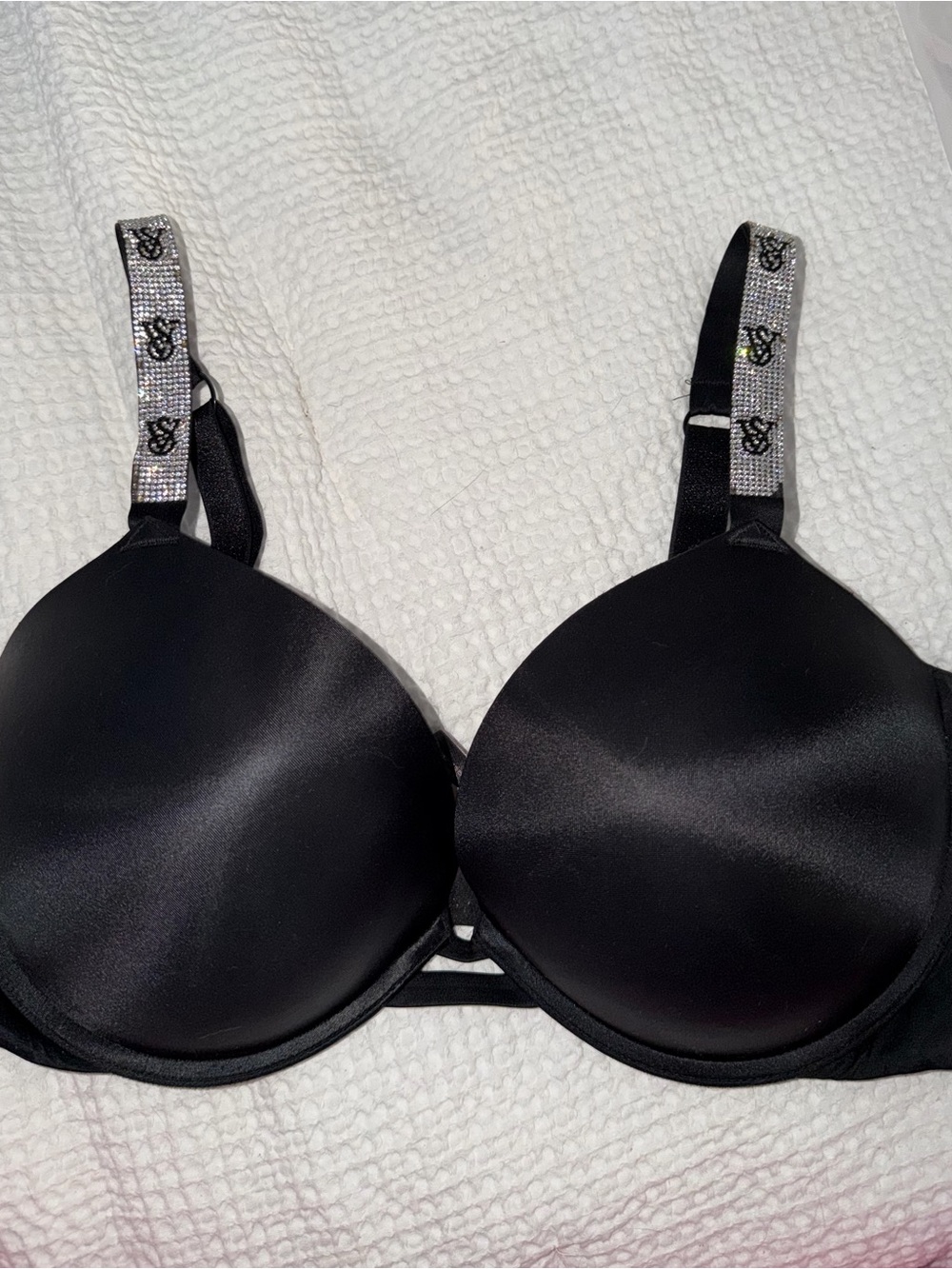 Victoria's Secret very sexy shiny Rhinestone signature Strap Bra black 36DDD